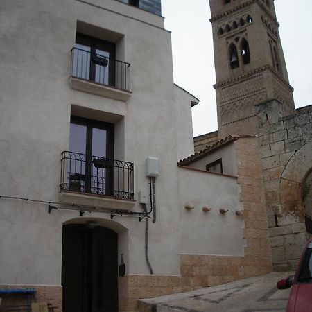 Hostel El Castillo Aninon Exteriör bild
