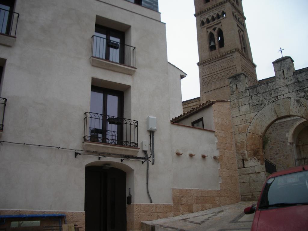Hostel El Castillo Aninon Exteriör bild
